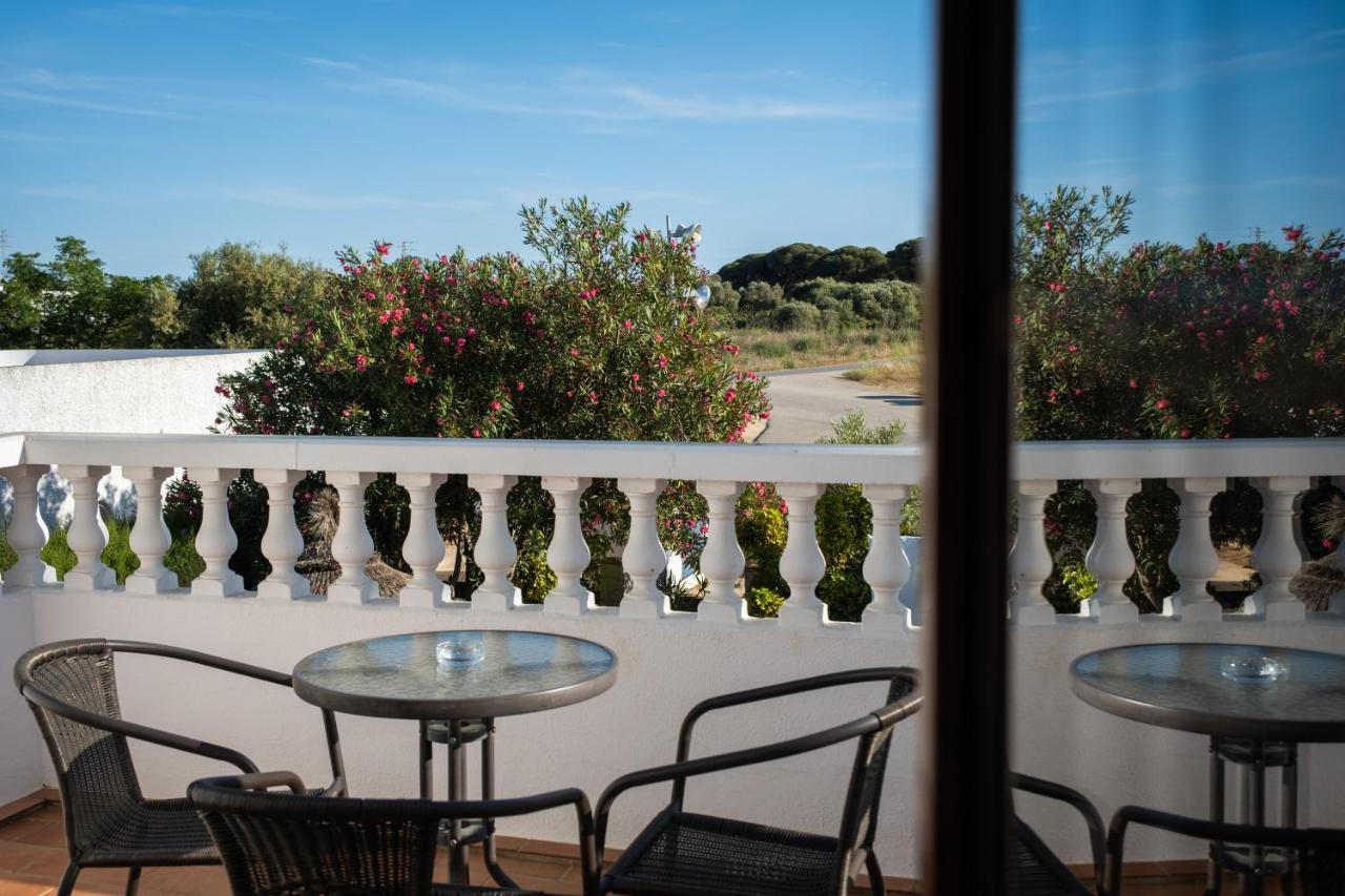 Hostal Cabo Roche 콘일데라프론테라 외부 사진