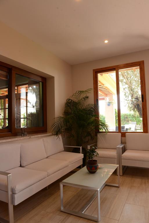 Hostal Cabo Roche 콘일데라프론테라 외부 사진